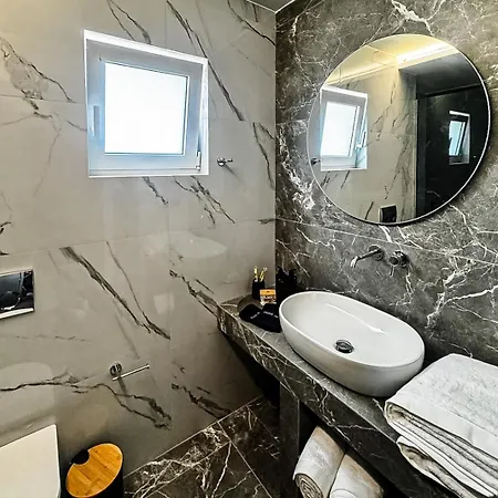 μ2κ - Marilena With Private Pool Villa